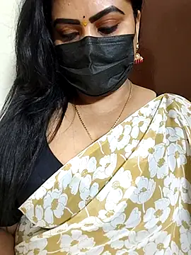Snapshot of Anushka_flower chatting on July 5, 2026, 8:26 pm Anushka flower online show from July 5, 2026, 8:26 pm