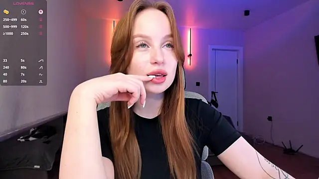 BunnyShinex online show from April 20, 2026, 12:08 pm