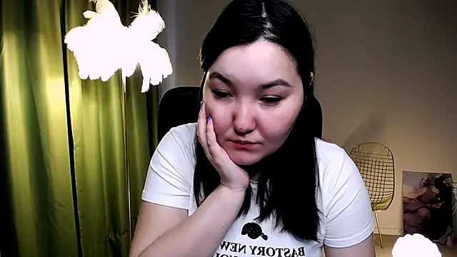 CamilaMartiez online show from April 30, 2026, 11:50 am