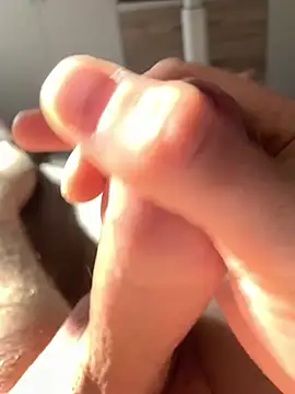 marceloo1337 online show from April 11, 2026, 8:07 am