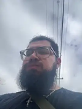 Snapshot of dpenguino chatting on April 9, 2026, 3:51 pm dpenguino online show from April 9, 2026, 3:51 pm