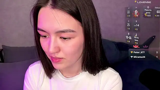 lilysolar online show from April 19, 2026, 6:10 pm