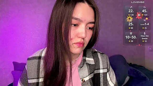 lilysolar online show from April 22, 2026, 3:41 pm