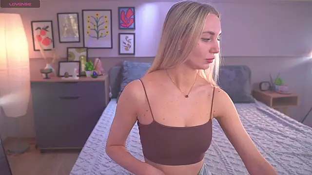 Snapshot of Sweety_Becky chatting on March 29, 2026, 8:05 am Sweety Becky online show from March 29, 2026, 8:05 am