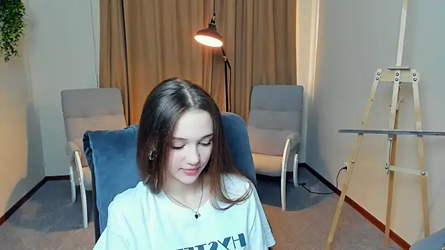 Snapshot of SharriSang chatting on March 31, 2026, 1:24 pm SharriSang online show from March 31, 2026, 1:24 pm