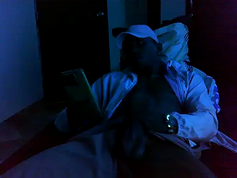 TomaTuYuco online show from May 14, 2026, 12:29 am