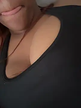 Snapshot of WetCaramel2 chatting on July 16, 2026, 11:57 pm WetCaramel2 online show from July 16, 2026, 11:57 pm