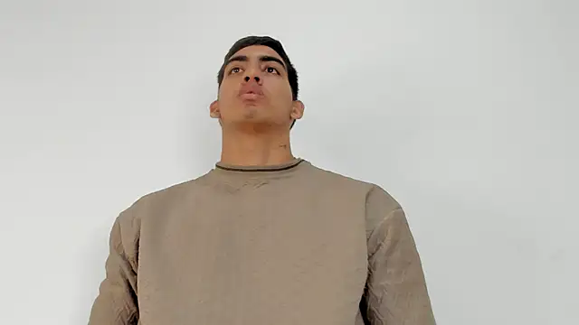 Milo LatinBoy online show from March 26, 2026, 7:56 pm