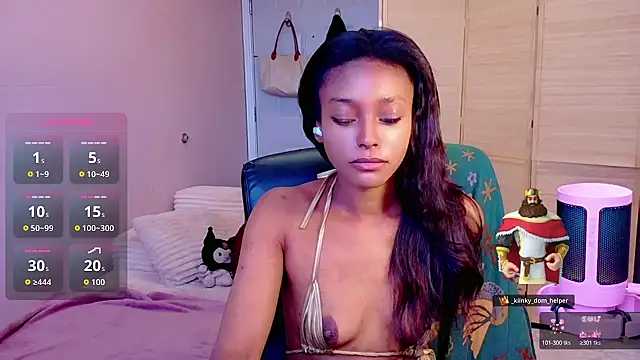 Snapshot of Amber_Fae chatting on June 16, 2026, 4:07 pm Amber Fae online show from June 16, 2026, 4:07 pm
