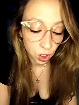 nickyone90 online show from April 20, 2026, 3:46 pm