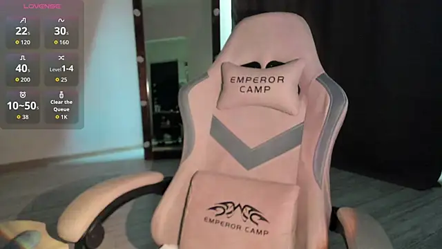 SandraSss online show from April 1, 2026, 1:41 pm