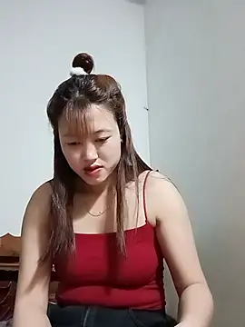 -Bitilu- online show from June 25, 2026, 5:12 am