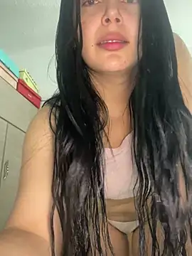 Cami olarte online show from May 26, 2026, 2:04 pm