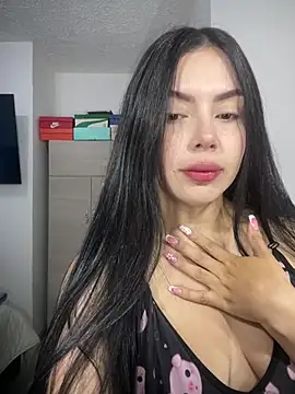Snapshot of Cami_olarte chatting on June 19, 2026, 3:01 am Cami olarte online show from June 19, 2026, 3:01 am