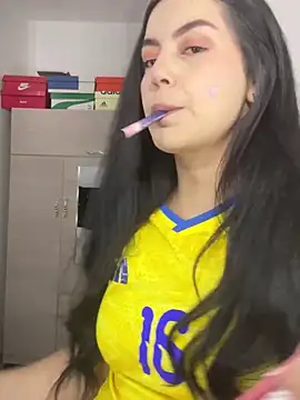 Snapshot of Cami_olarte chatting on June 27, 2026, 11:22 pm Cami olarte online show from June 27, 2026, 11:22 pm