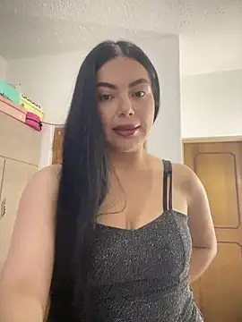 Cami olarte online show from April 22, 2026, 5:36 am