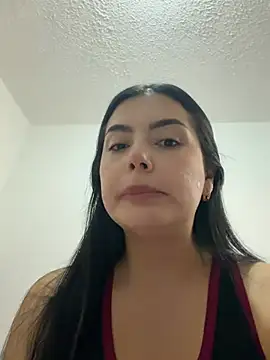 Snapshot of Cami_olarte chatting on July 13, 2026, 11:04 pm Cami olarte online show from July 13, 2026, 11:04 pm