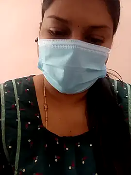 Snapshot of Tamil_Hot_Rithaniya chatting on July 7, 2026, 4:04 am Tamil Hot Rithaniya online show from July 7, 2026, 4:04 am