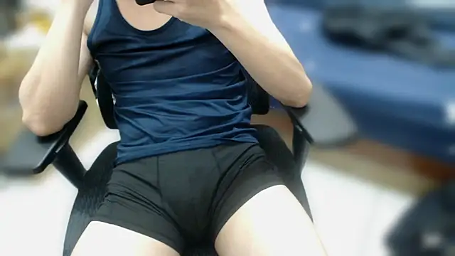 Snapshot of sk--007 chatting on April 13, 2026, 12:31 pm sk--007 online show from April 13, 2026, 12:31 pm