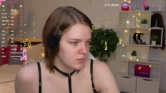 Snapshot of Amely_Muerte chatting on May 21, 2026, 6:33 am Amely Muerte online show from May 21, 2026, 6:33 am