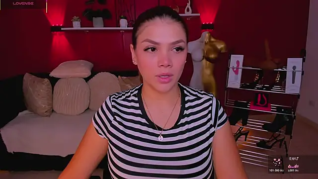 Snapshot of Sofia_Velvetx chatting on May 21, 2026, 3:42 pm Sofia Velvetx online show from May 21, 2026, 3:42 pm