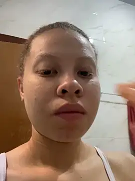 jhully hot online show from April 17, 2026, 11:24 am