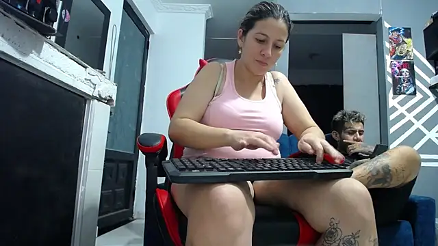 allison maxtattoo  online show from June 16, 2026, 3:39 am