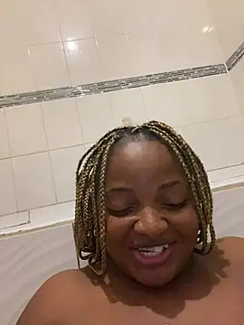 AngelicCaramelxxx online show from April 18, 2026, 7:58 pm