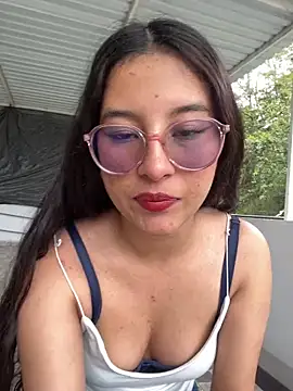 babylexi18 online show from April 21, 2026, 8:15 pm