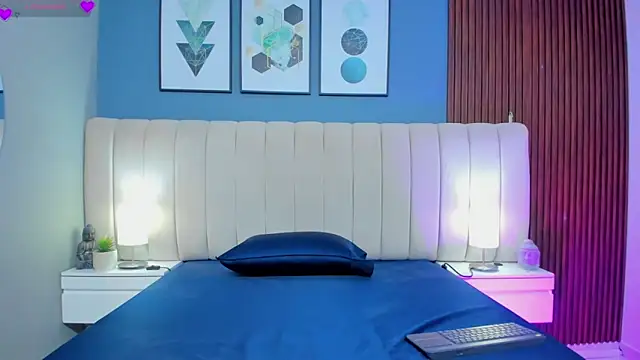 palmer velvet online show from March 27, 2026, 8:54 pm