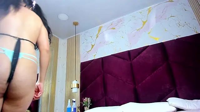 Lia Nikol online show from April 1, 2026, 1:41 pm