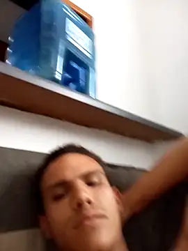 Snapshot of daddys_home69 chatting on April 11, 2026, 12:53 pm daddys home69 online show from April 11, 2026, 12:53 pm