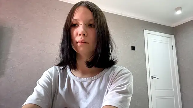 Snapshot of AmeliaMiotii chatting on March 31, 2026, 9:44 am AmeliaMiotii online show from March 31, 2026, 9:44 am