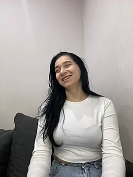 Snapshot of camila_beautiful chatting on April 14, 2026, 8:14 pm camila beautiful online show from April 14, 2026, 8:14 pm