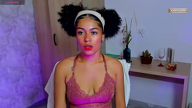baddie delaylaa online show from May 1, 2026, 7:08 pm