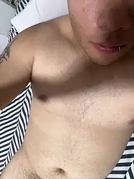 Theohernan online show from April 26, 2026, 12:41 am