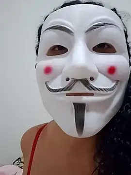 laliscaty online show from March 27, 2026, 3:37 am