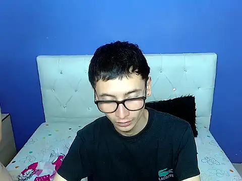23alana online show from May 28, 2026, 3:25 am