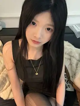 YouMi18 online show from April 1, 2026, 1:41 pm