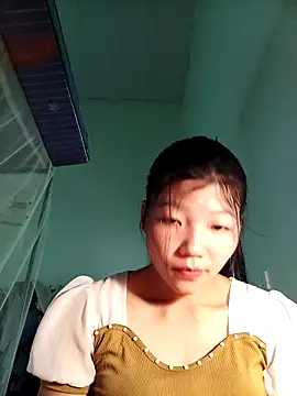 -Quyny- online show from March 28, 2026, 4:35 am