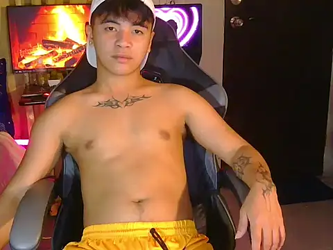 Untouchable Bromancexxx online show from May 4, 2026, 2:31 pm