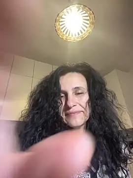 StellaMia263 online show from May 14, 2026, 7:11 pm