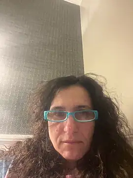 Snapshot of StellaMia263 chatting on March 28, 2026, 10:38 am StellaMia263 online show from March 28, 2026, 10:38 am