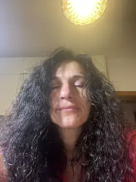 StellaMia263 online show from May 27, 2026, 7:10 pm