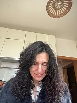 StellaMia263 online show from May 20, 2026, 6:10 am