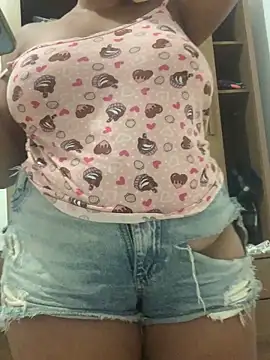 Snapshot of Morenabrasilbb chatting on April 13, 2026, 11:47 am Morenabrasilbb online show from April 13, 2026, 11:47 am