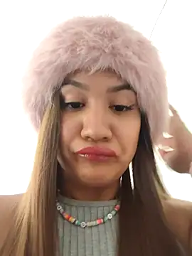 Medusa Kitty online show from April 2, 2026, 6:14 pm