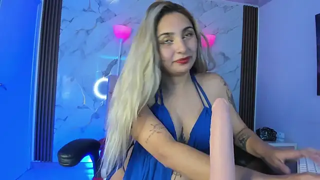 Snapshot of Catalina_Osorio chatting on April 24, 2026, 8:00 pm Catalina Osorio online show from April 24, 2026, 8:00 pm