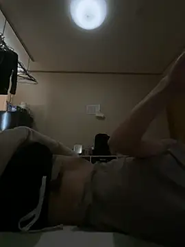 Snapshot of Minh_ chatting on March 28, 2026, 6:14 am Minh online show from March 28, 2026, 6:14 am