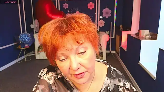 Kira Kingslee online show from April 23, 2026, 12:29 pm